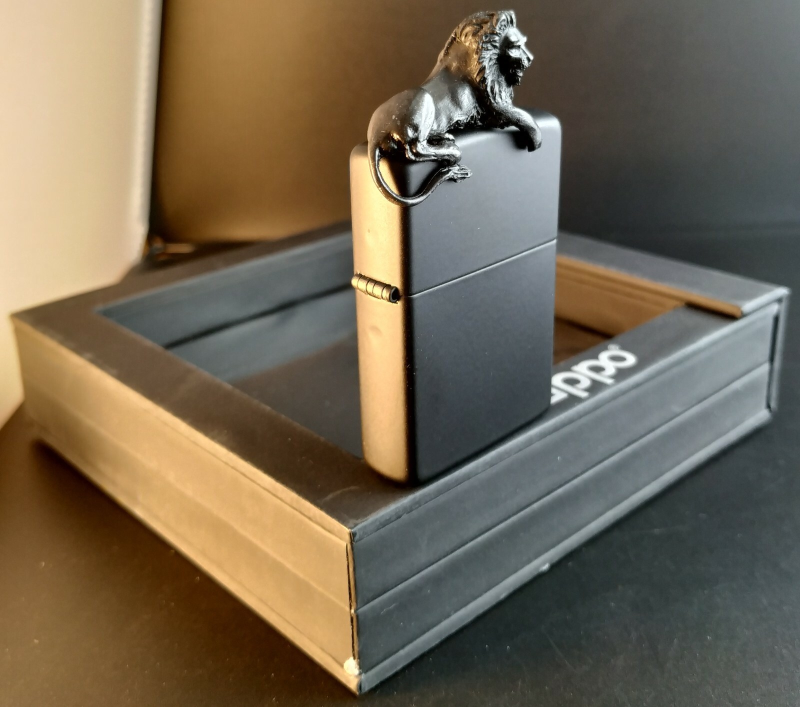 Zippo Lighter 3D BLACK LION, xxx/250 LIMITED EDITION / Figur Zippo Lighter 3D BLACK LION, xxx/250 LIMITED EDITION / Figur