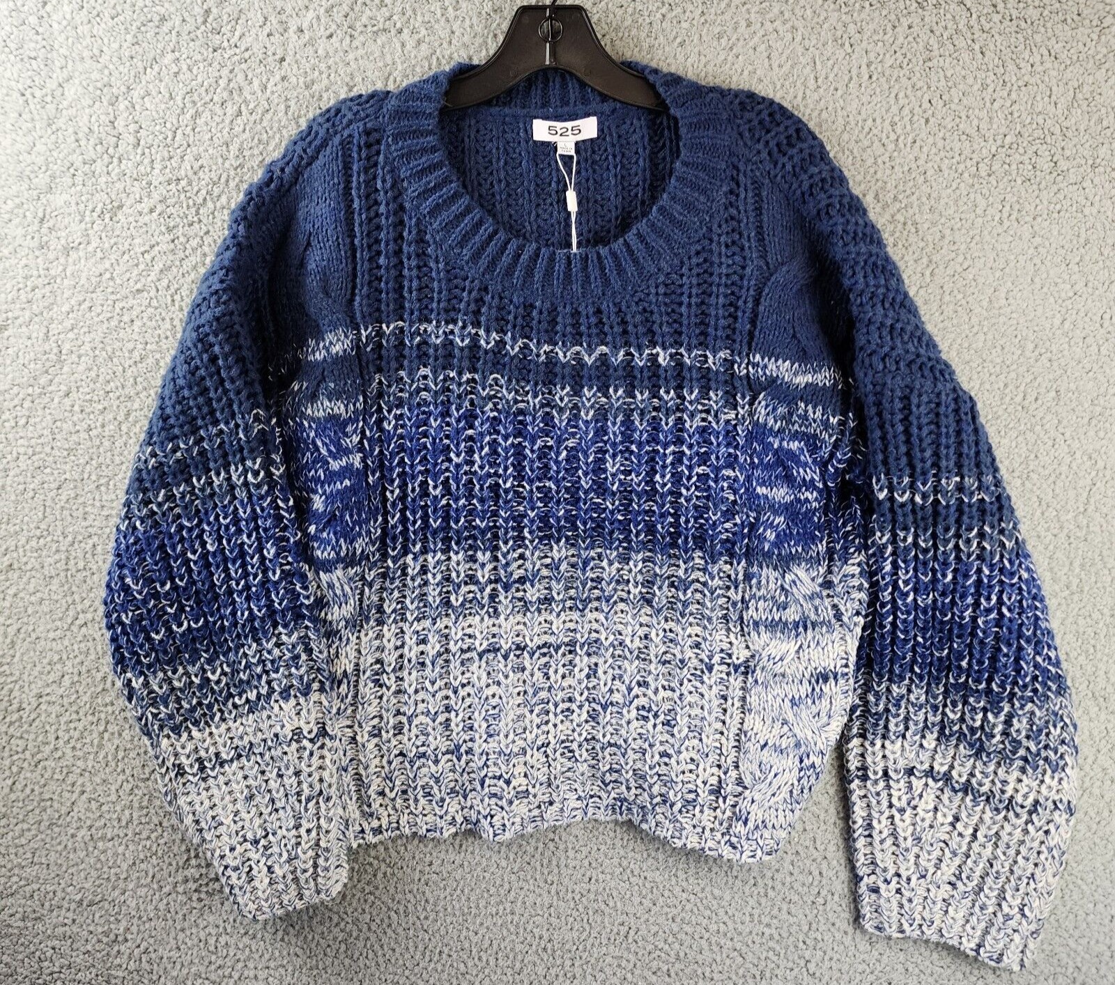 525 Ombré Knit Sweater Women's L Dark Blue Multi Crewneck 525 Ombré Knit Sweater Women's L Dark Blue Multi Crewneck