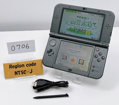 USED New Nintendo 3DS LL XL Console Upper screen IPS Metallic Black tested Japan