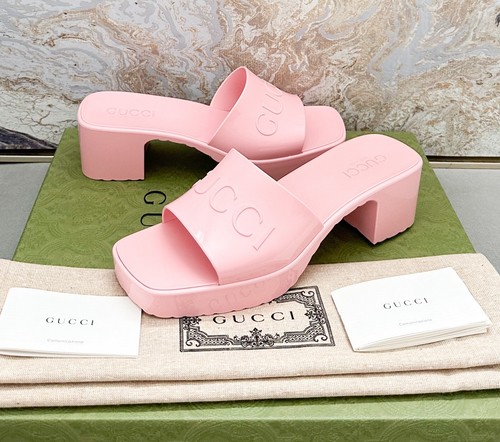 【GUCCI】ターコイズ サテン サンダル グッチ レディース 夏サンダル・スライド・パンプス | GUCCI® JP