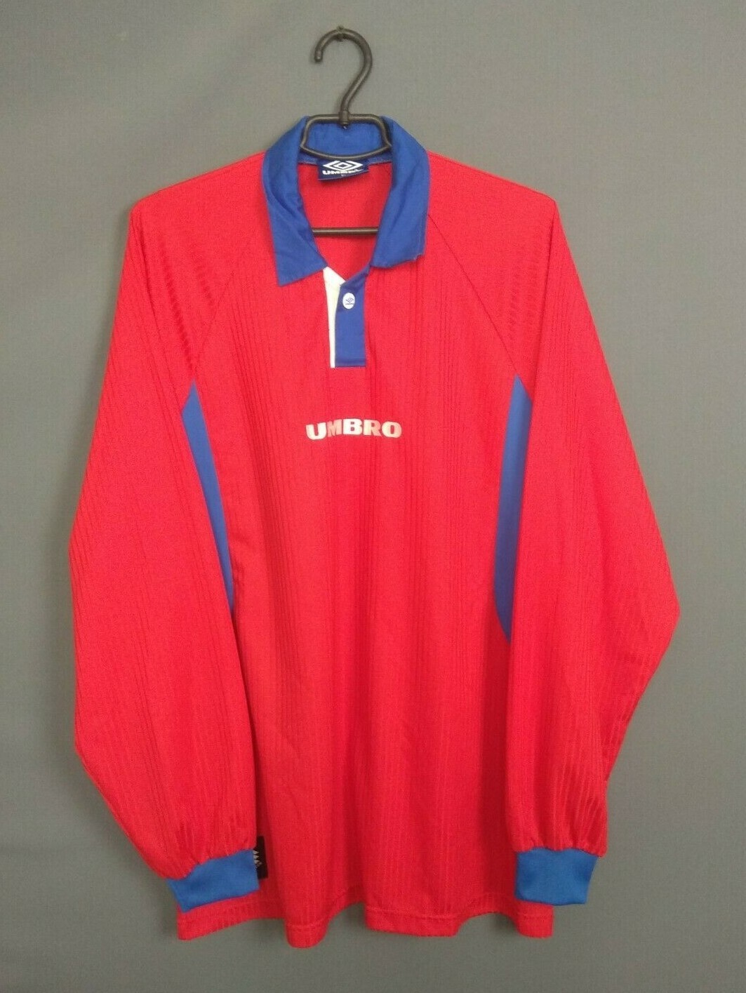 Umbro Jersey Long Sleeve Size XL Shirt Soccer Football