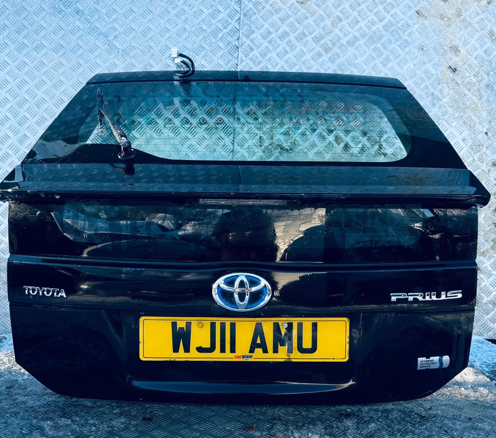Toyota Prius 1.8 (2011–2015) Tailgate / Boot Lid – Genuine OEM – Good Condition