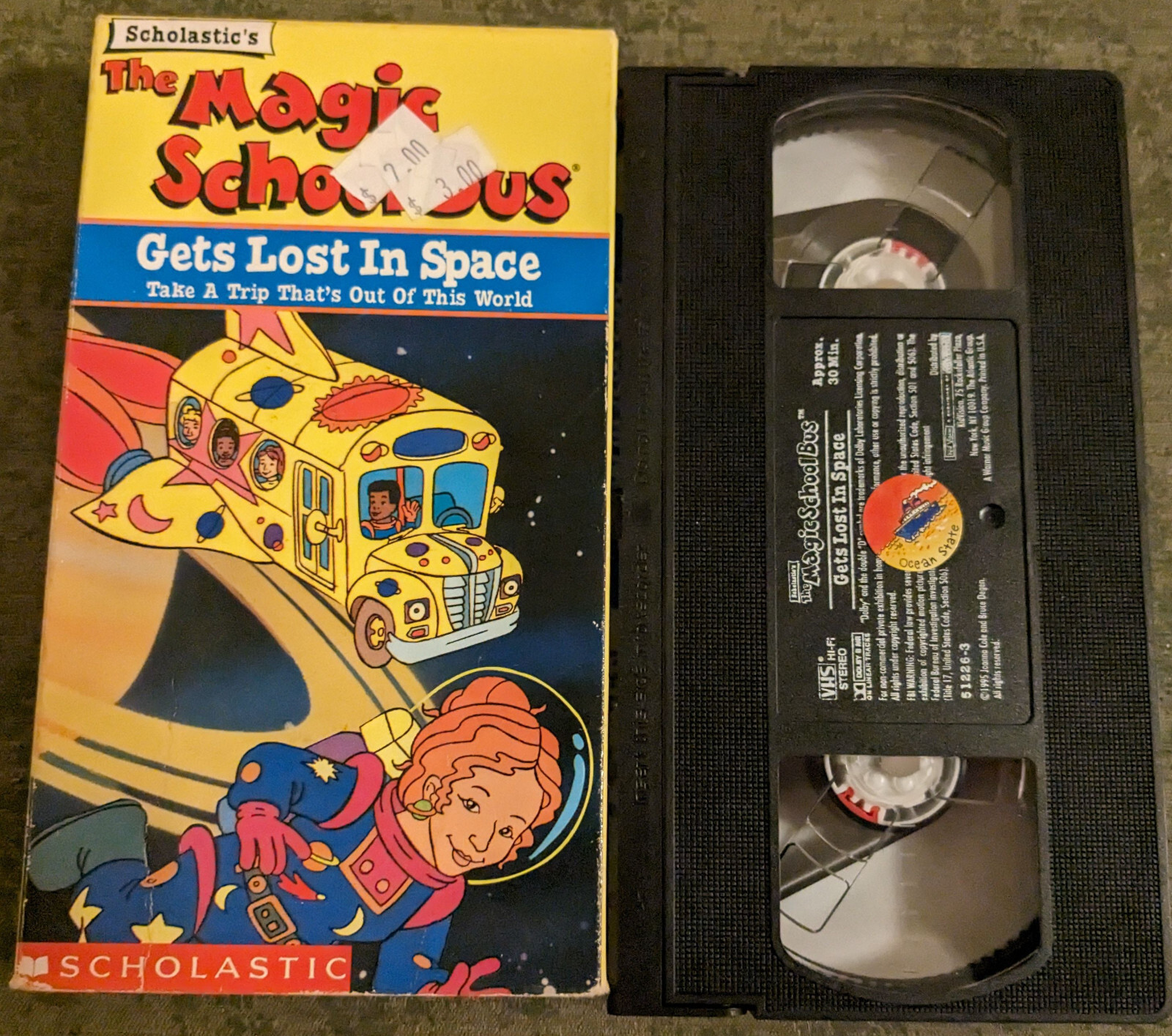 (未使用･未開封品)Magic School Bus - Gets Lost in Space [VHS] [Import] The Magic School Bus : Get Lost in Space - VHS tape