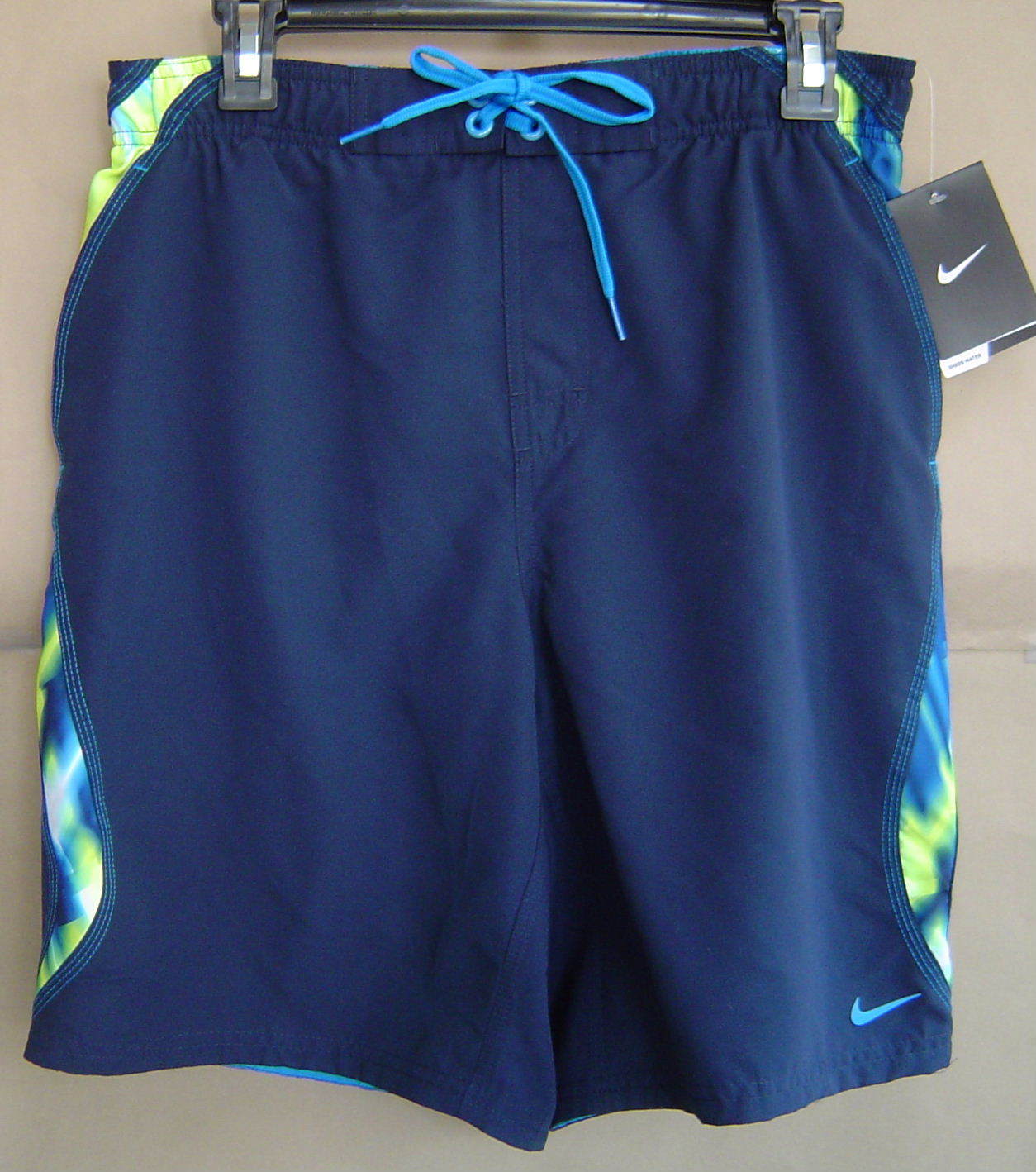 NWT $54 NIKE SWIM Mens M FLARE STRIPE SPLICE 9