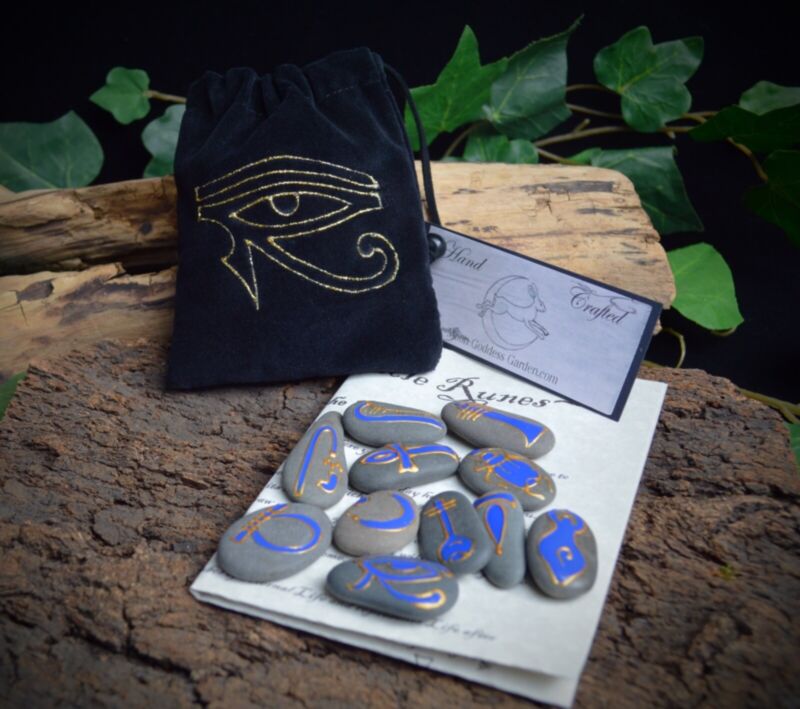 Rune Stones Egyptian Oracle Wicca Pagan Witchcraft Divination  Eye of Horus Bag