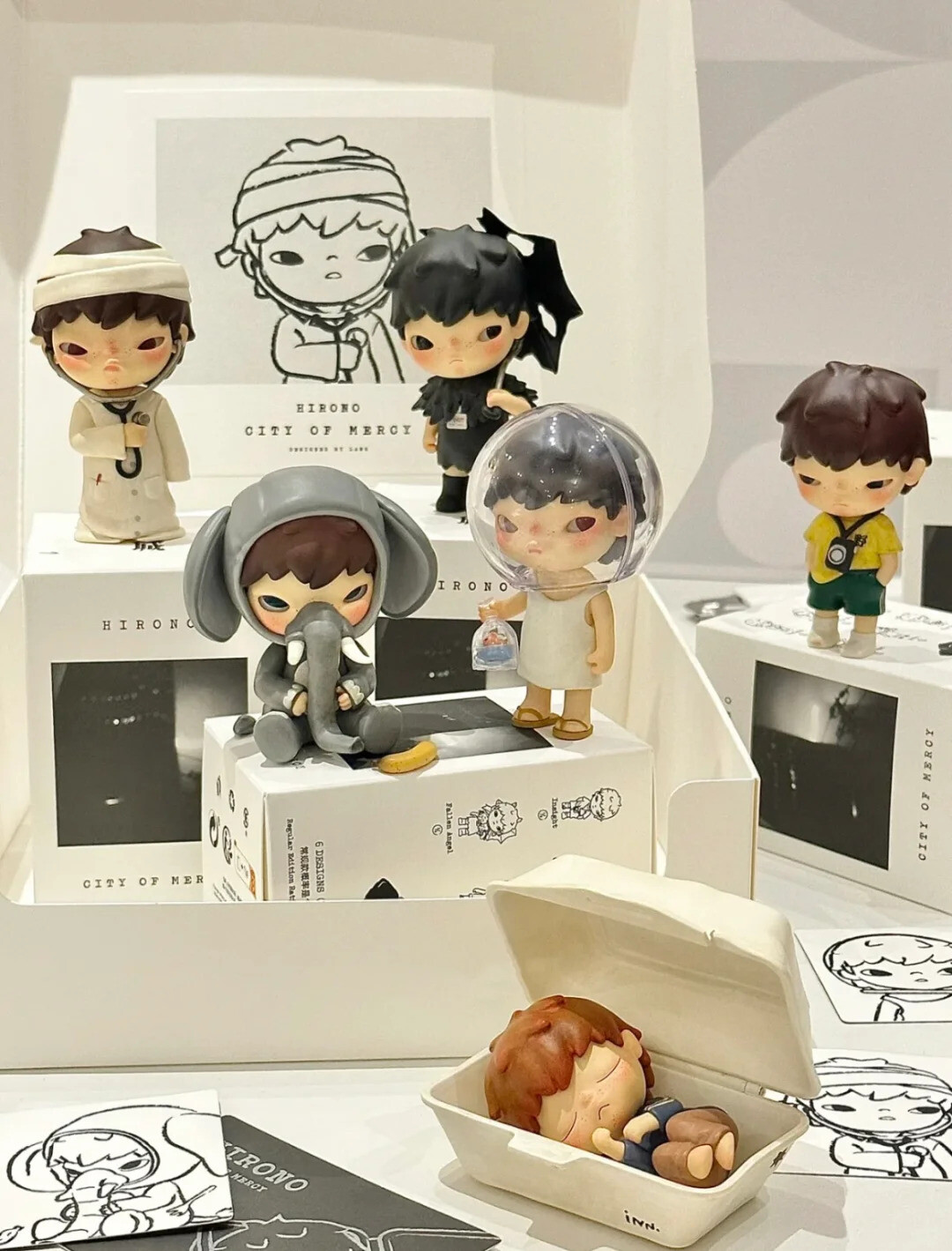 HIRONO City of Mercy ギフトボックス Pop Mart Hirono City of Mercy Gift Set Black Box Series