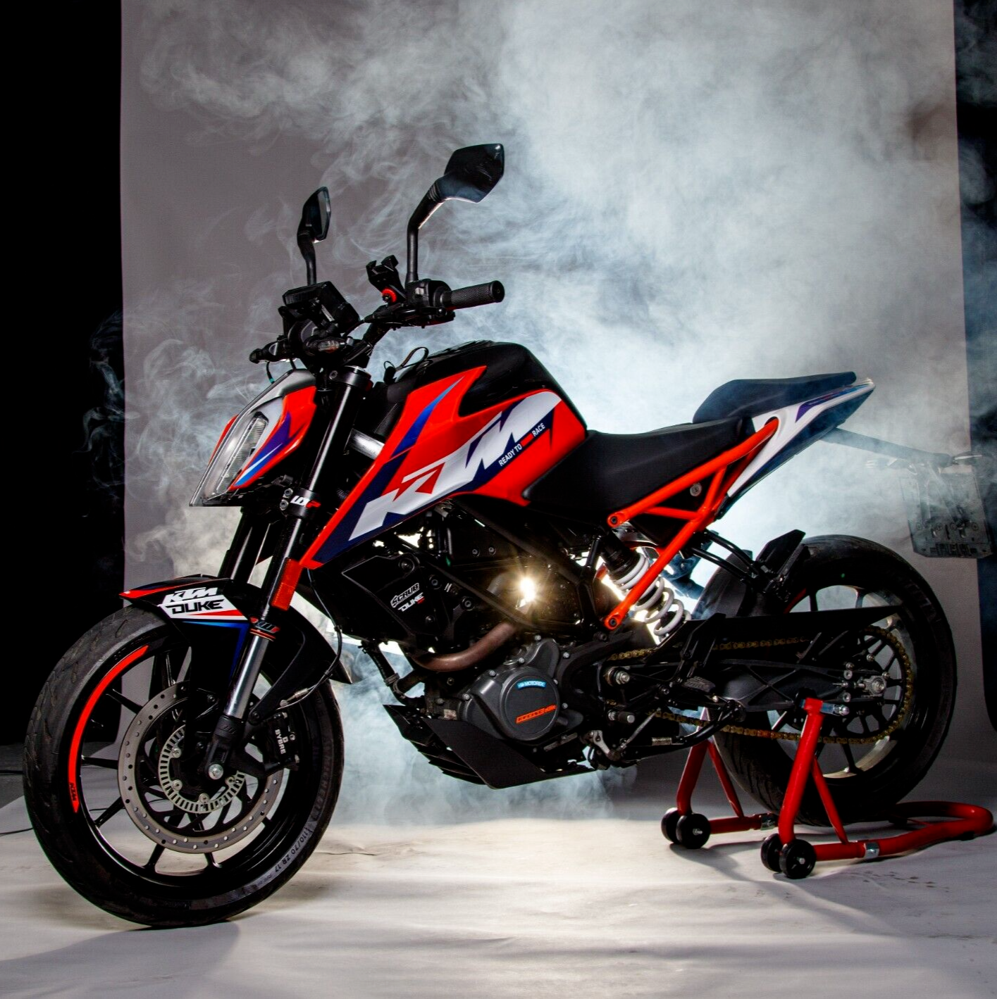 新作，本物保証 KTM DUKEエルゴシート125 200 250 390デューク