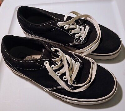 Size 8 Women's Vans Shoes OFF THE WALL Classic Black Used Looks New