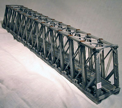 HO用　Campbell HO-Howe Truss Bridge #305 Howe Truss Bridge - Campbell Scale Model Kit # 305 - Built