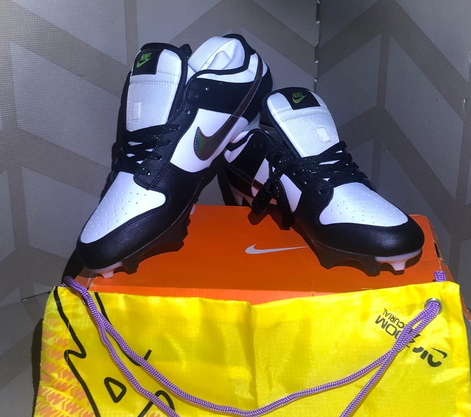 最終価格　NIKE VAPOR EDGE DUNK Nike Vapor Edge Dunk Panda Cleats – Rare Size 10 WithBox | eBay