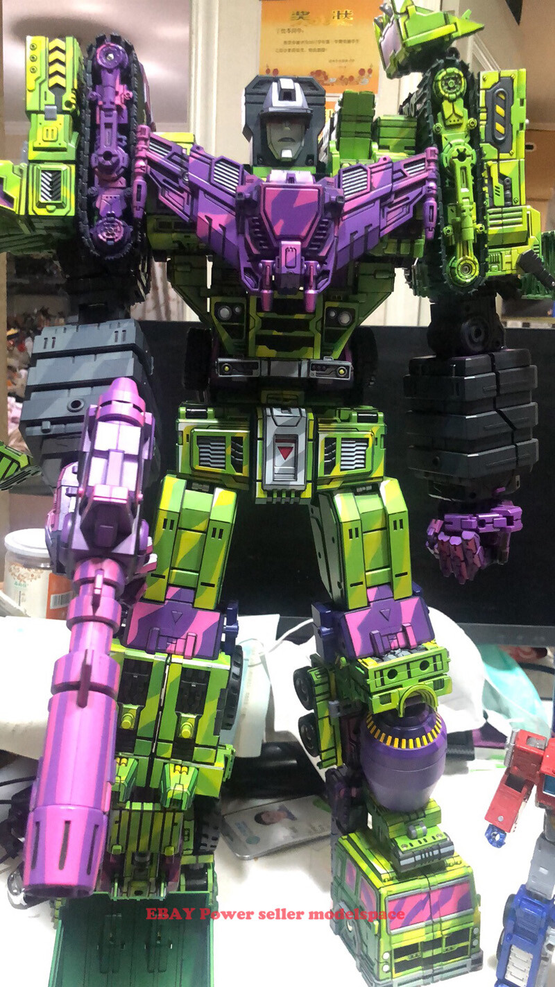 アメコミ Transformers Toyworld TWC07A Constructor New Transformable Toys Toyworld TW-C07A Devastator Animation