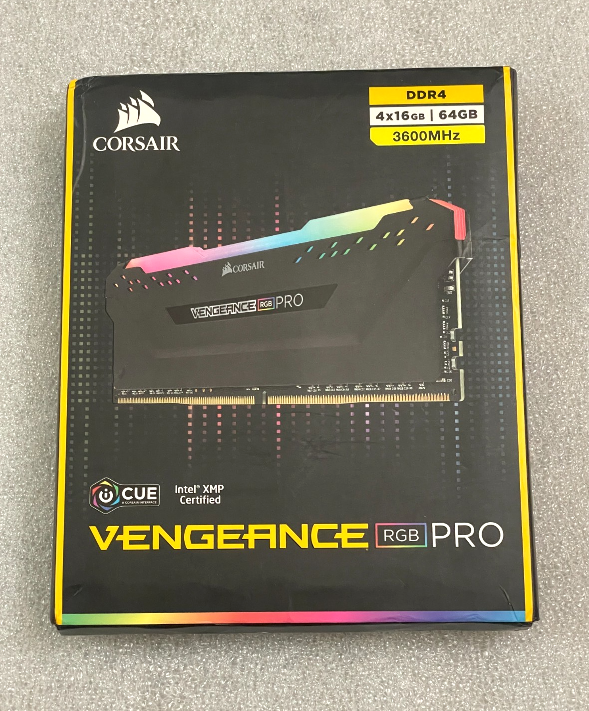 メモリー CORSAIR VENGEANCE RGB PRO 3600MHz 64GB VENGEANCE® RGB PRO 64GB (2 x 32GB) DDR4 DRAM 3600MHz C18