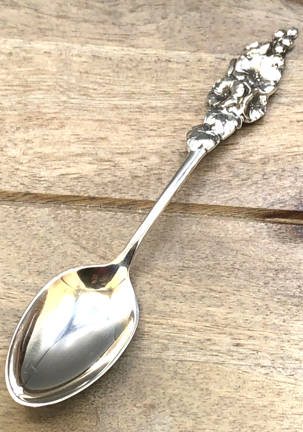 純銀製　アンティーク　ベビースプーン　REED & BARTON REED & BARTON PAT May 22 1900 Sterling Silver 7