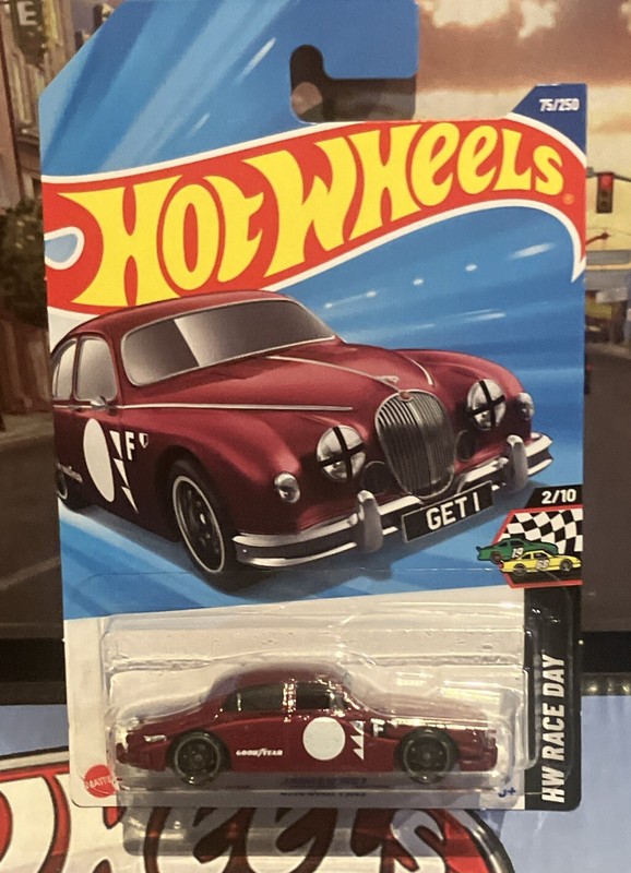Jaguar Mk1 2025 Hot Wheels Case C 75/250 Hw Race Day Goodyear