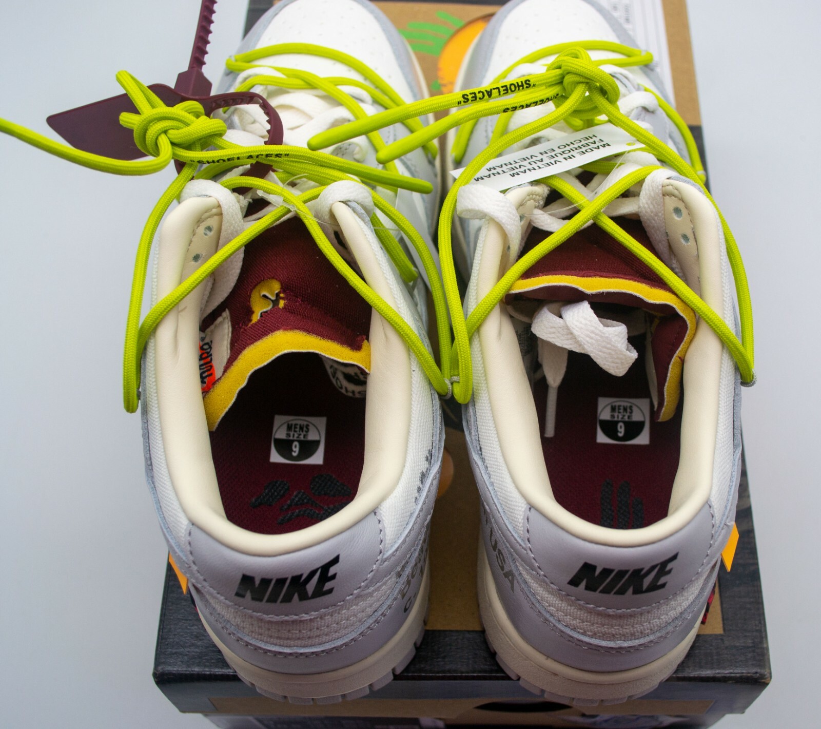 lot 8 off white dunks