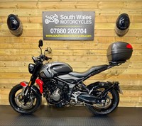 Triumph Trident 660 / 2021 model / covered 11.5k miles 
