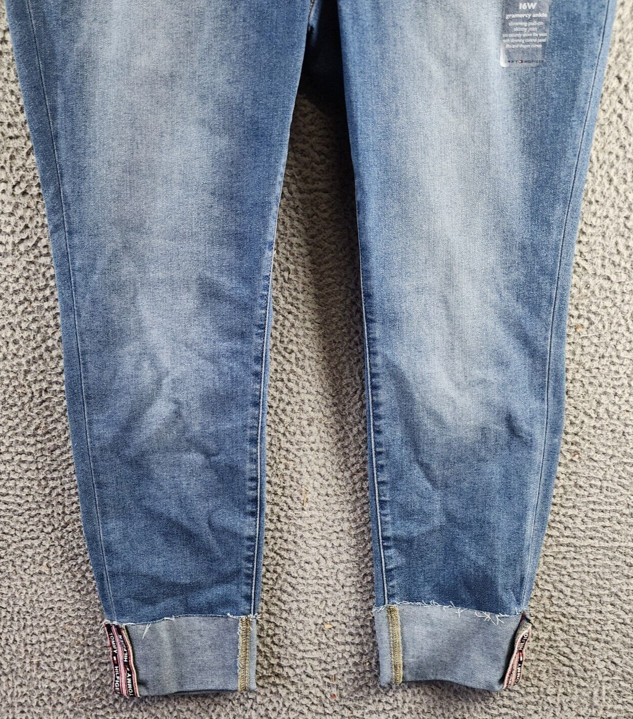 Tommy Hilfiger Plus Size TH Flex Gramercy Pull-On Skinny Jeans Women's 16W Multi - Picture 4 of 18
