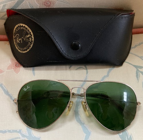 Vintage RAY BAN Sunglasses W/ Black Hard Case #58-14 Gold W