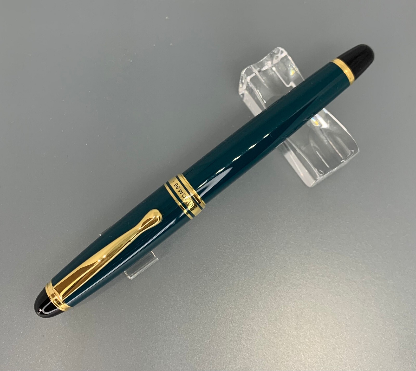 PILOT - custom98ボルドー PILOT CUSTOM 98 FOUNTAIN PEN 14k-585 GOLD Nib:F VINTAGE