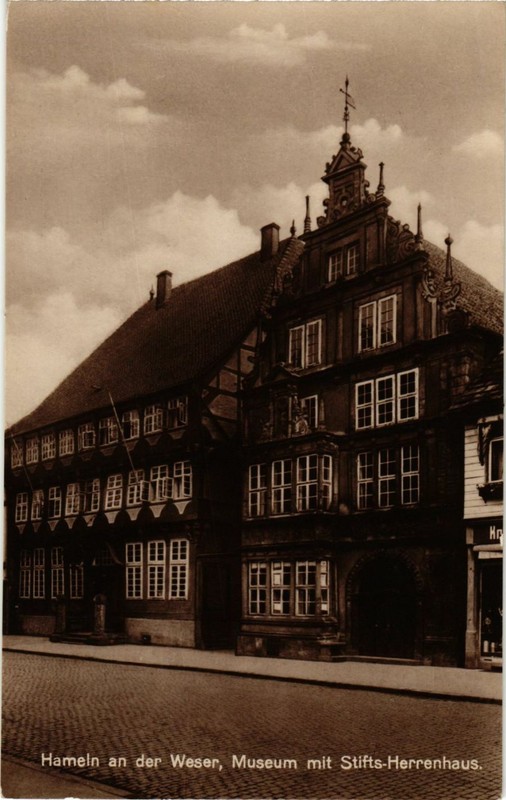 Cpa Ak Hameln- Museum M. Stifts Herrenhaus Germany (1003555)