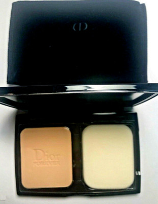 Dior Diorskin Forever Extreme Control  070 Dark Brown Compact Foundation- New 