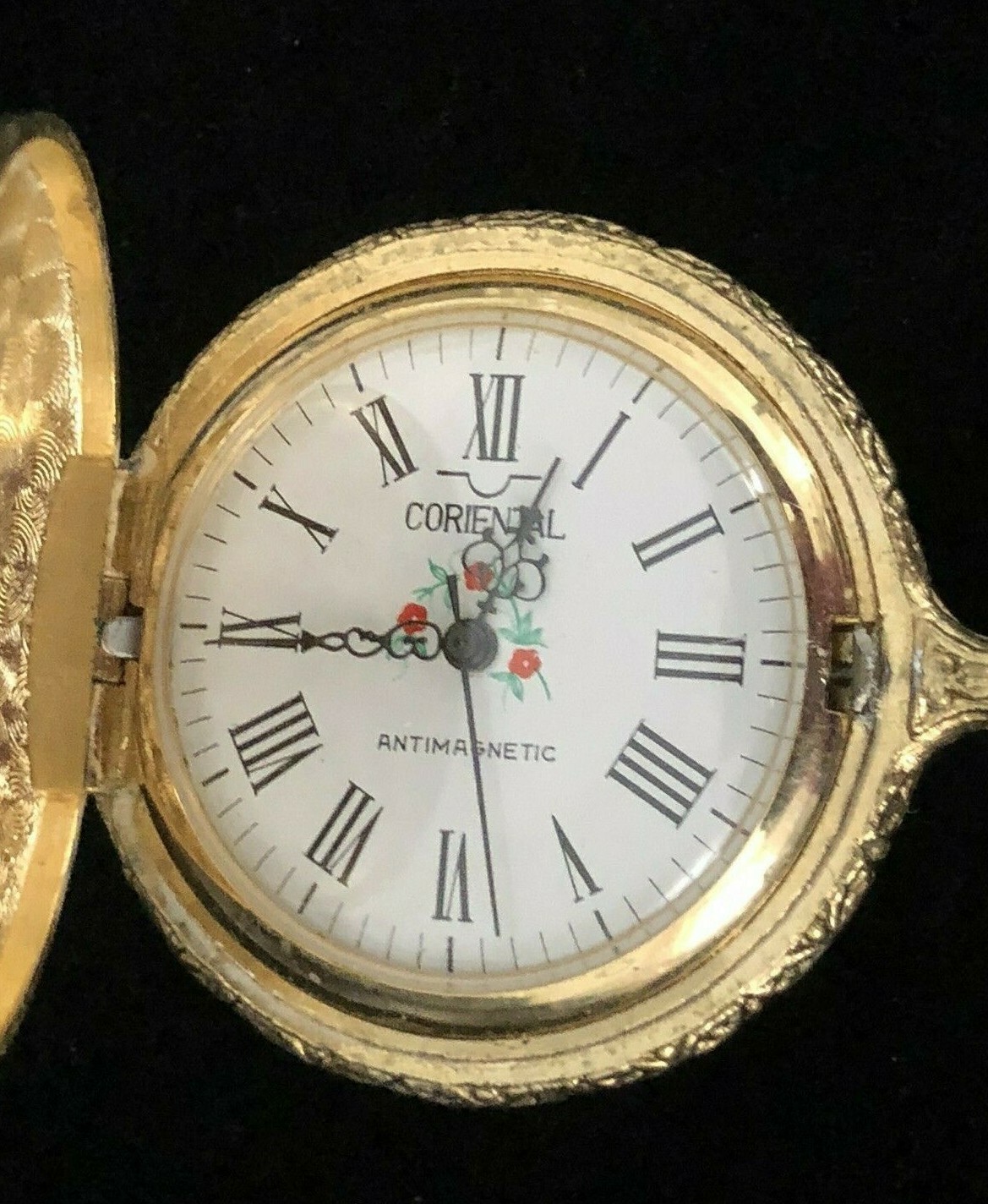 VTG/Antique Coriental Wind Up Pocket Watch Antimagnetic Grazing Horses Fancy