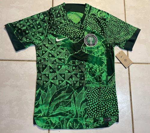 新品 ナイキ NIKE ナイジェリア タイダイ NIGERIA Tシャツ 新品 ナイキ NIKE ナイジェリア タイダイ NIGERIA Tシャツ