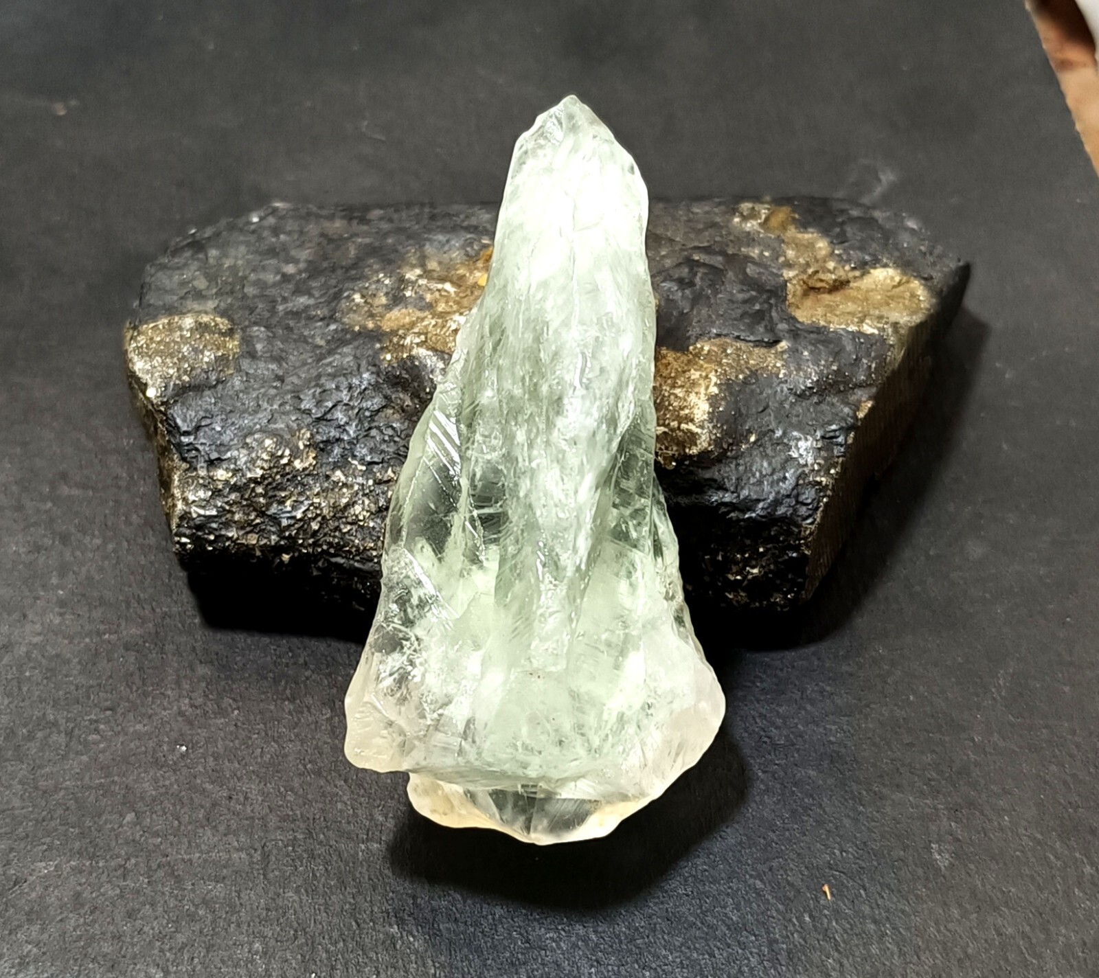 ホワイトサファイア1.35ct Natural White Sapphire ホワイトサファイア1.35ct Natural White Sapphire ホワイト