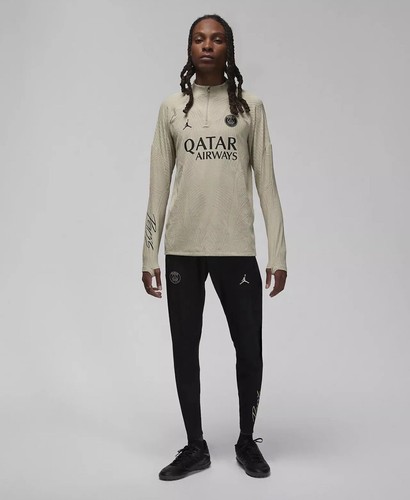 PSG × JORDAN VAPORKNIT 上下ジャージ NIKE - 【完売品】ジョーダン PSG コラボジャージ上下(希少L