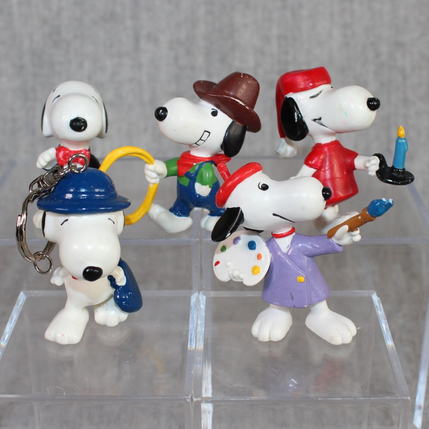 SNOOPY PEANUTS United Feature PVC Figures Vintage 1980s Hong