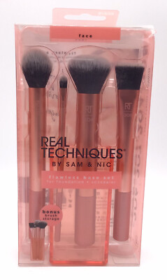 Real Techniques Flawless Base Face Makeup Brush Set with Bonus Brush Storage 