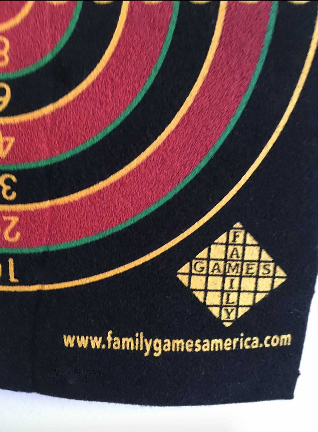 Magnetized Reversible Portable Indoor Darts Game With 3 Saftety Magnet Darts