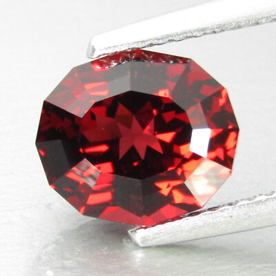 3.20Cts Glorious Natural Almandine Garnet 9x8mm Oval Custom Cut Gemstone