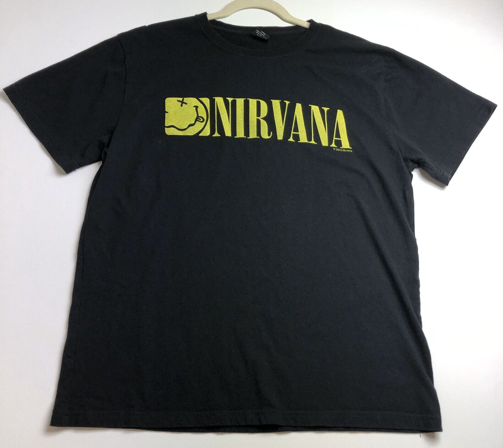 未使用　NIRVANA YELLOWSMILEY 2XL オフィシャルライセンス 未使用 NIRVANA YELLOWSMILEY 2XL オフィシャルライセンス