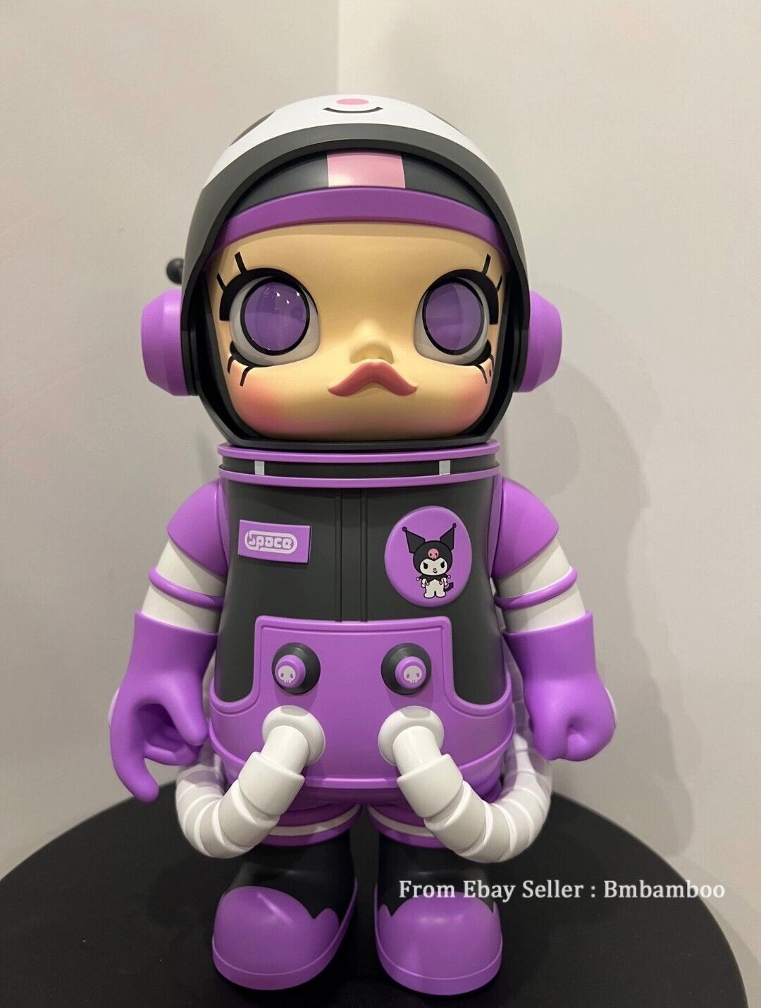 POPMART MEGA SPACE MOLLY 400% Sanrio family-Kuromi Collect POPMART MEGA SPACE MOLLY 400% Sanrio family-Kuromi Collect