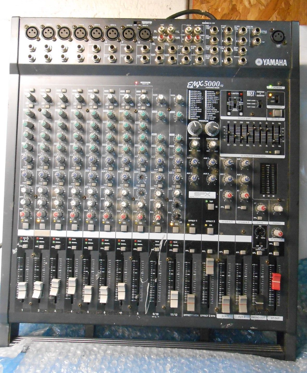 YAMAHA MODEL EMX5000-12 MIXER | eBay