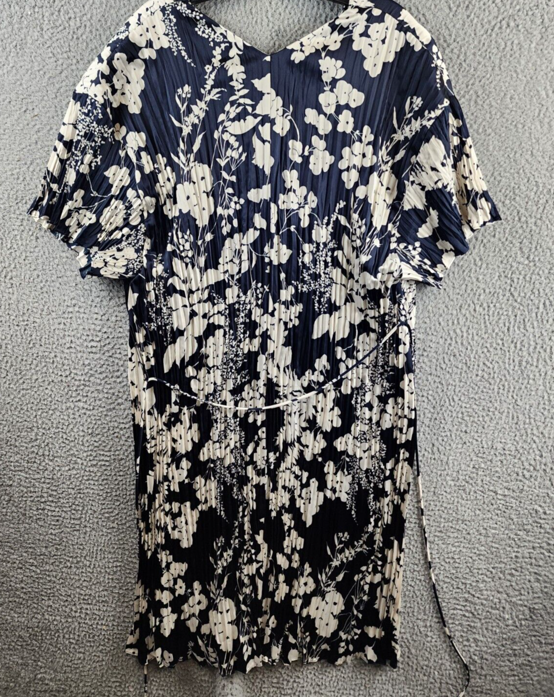 Vince Arboretum Floral Pleated Satin Dress Women's L Coastal Belted Pullover - Picture 11 of 13
