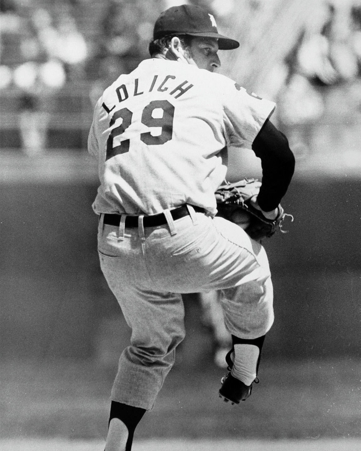 MICKEY LOLICH 8X10 PHOTO DETROIT TIGERS PICTURE BASEBALL MLB