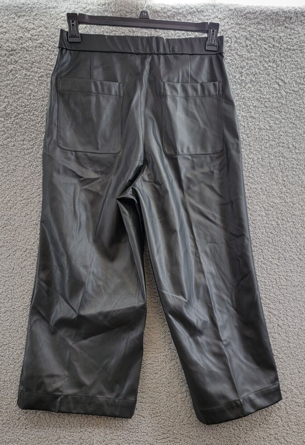 BCBG NEW YORK Faux-Leather Cropped Pants Women's 10 Black Slash Pockets Pull On - Picture 5 of 17