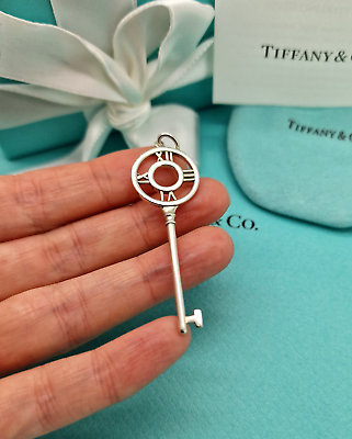 Tiffany sterling silver key deals necklace