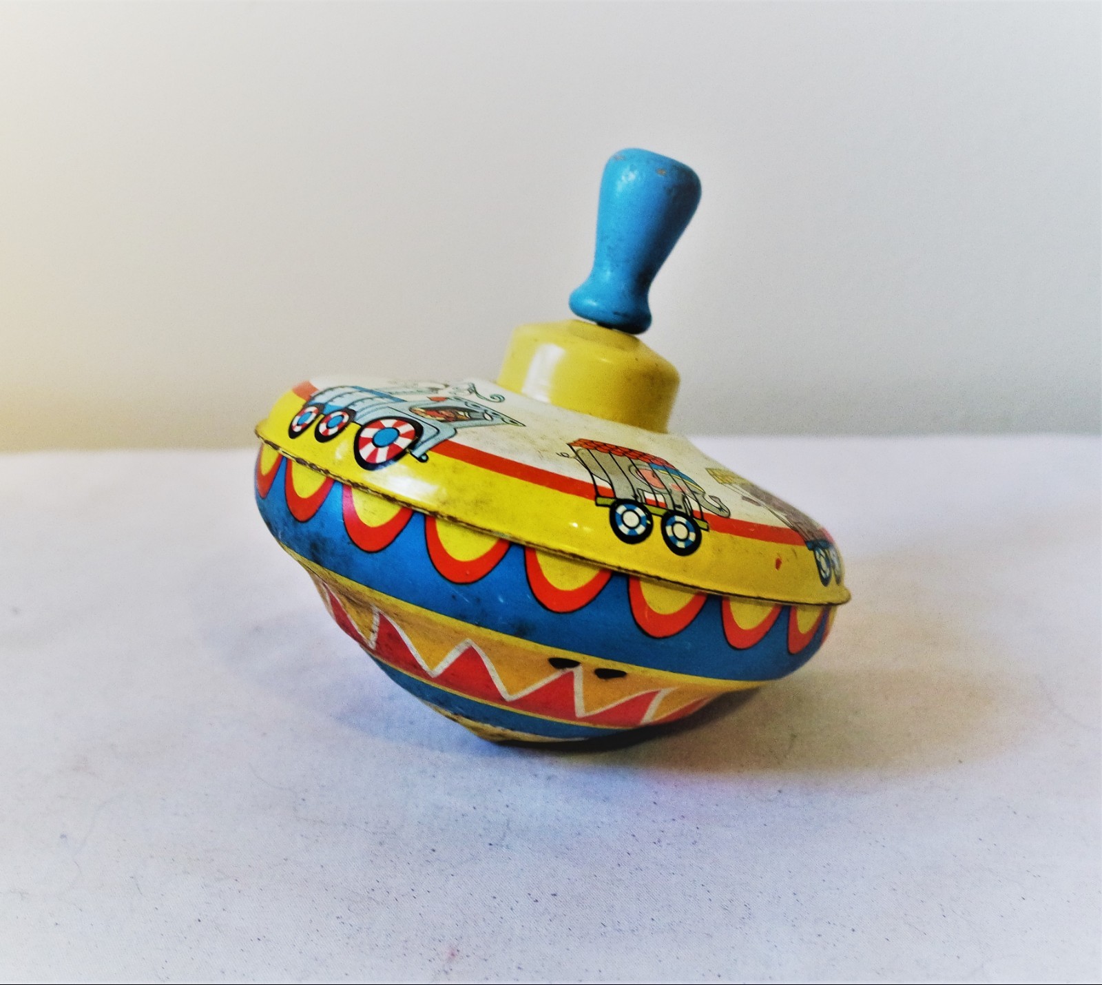 Vintage Ohio Art Tin Spinning Top Circus Grapics Toy USED