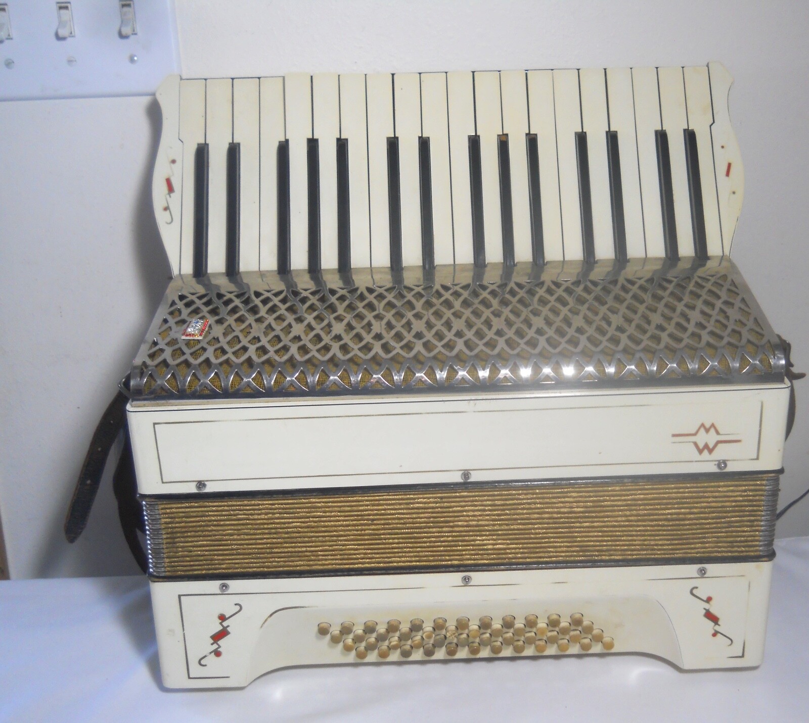 HOHNER STUDENT 80【アコーディオン・中古】（VINTAGE STUDENT