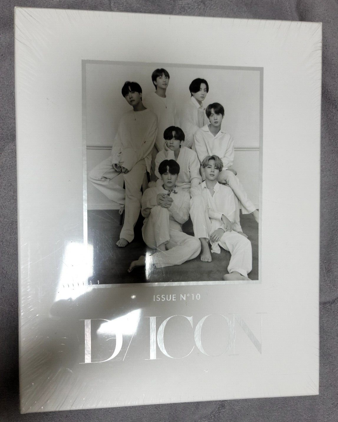 dispatch  D'/ICON  ジョングク s-l400.jpg