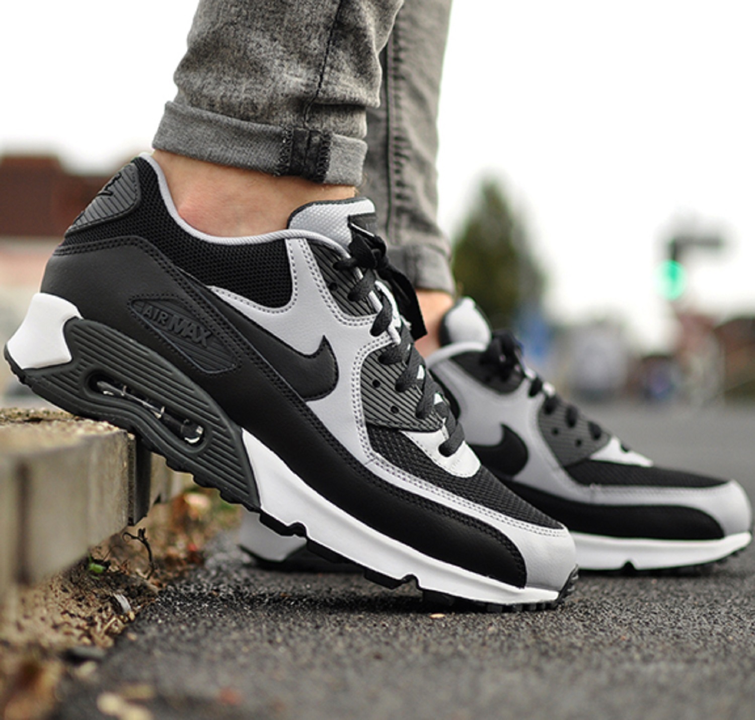 nike air max 90 black wolf grey dark grey