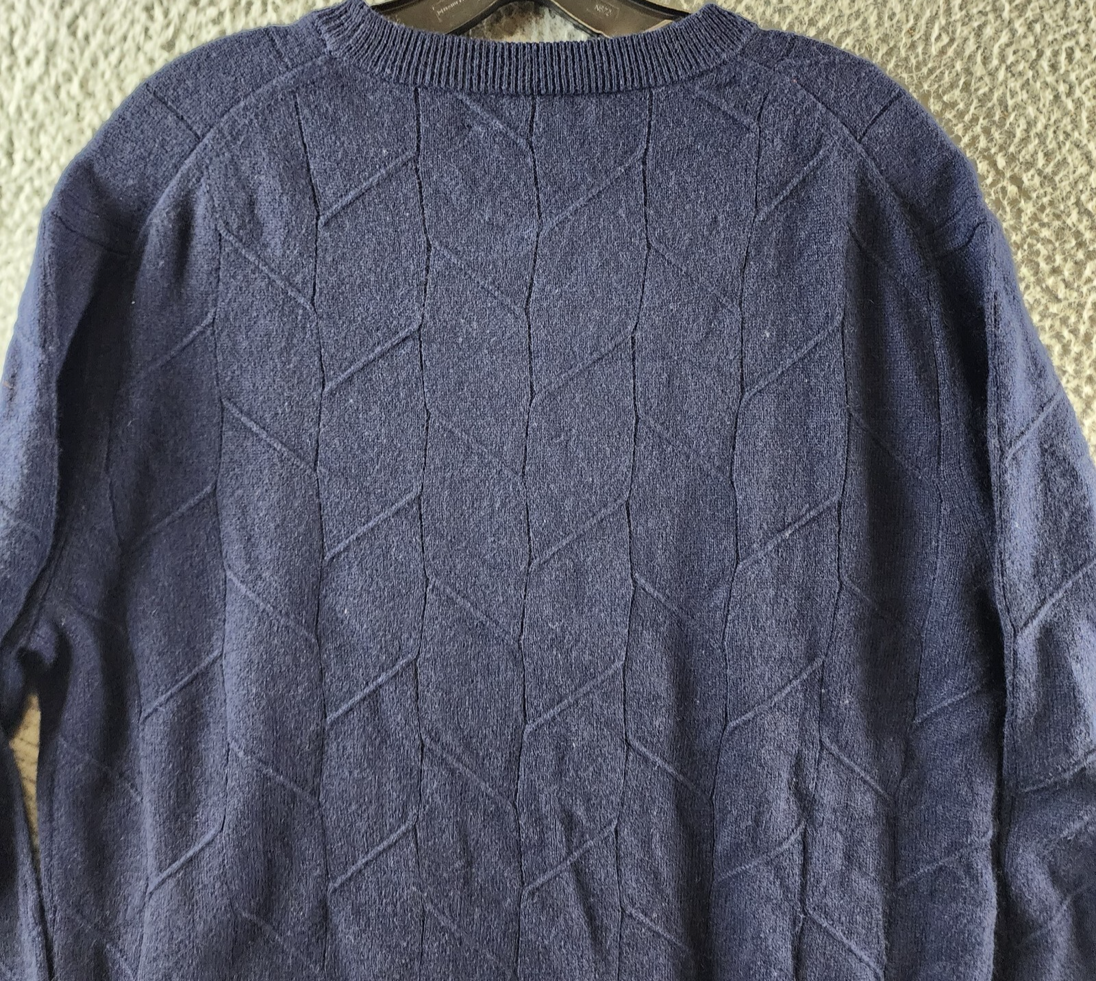 The Men's Store at Bloomingdale's Cashmere Novelty Stitch Sweater Men's L Navy - Picture 12 of 13