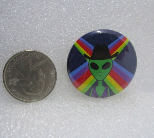 Green Alien w/ Rainbow Button Pin