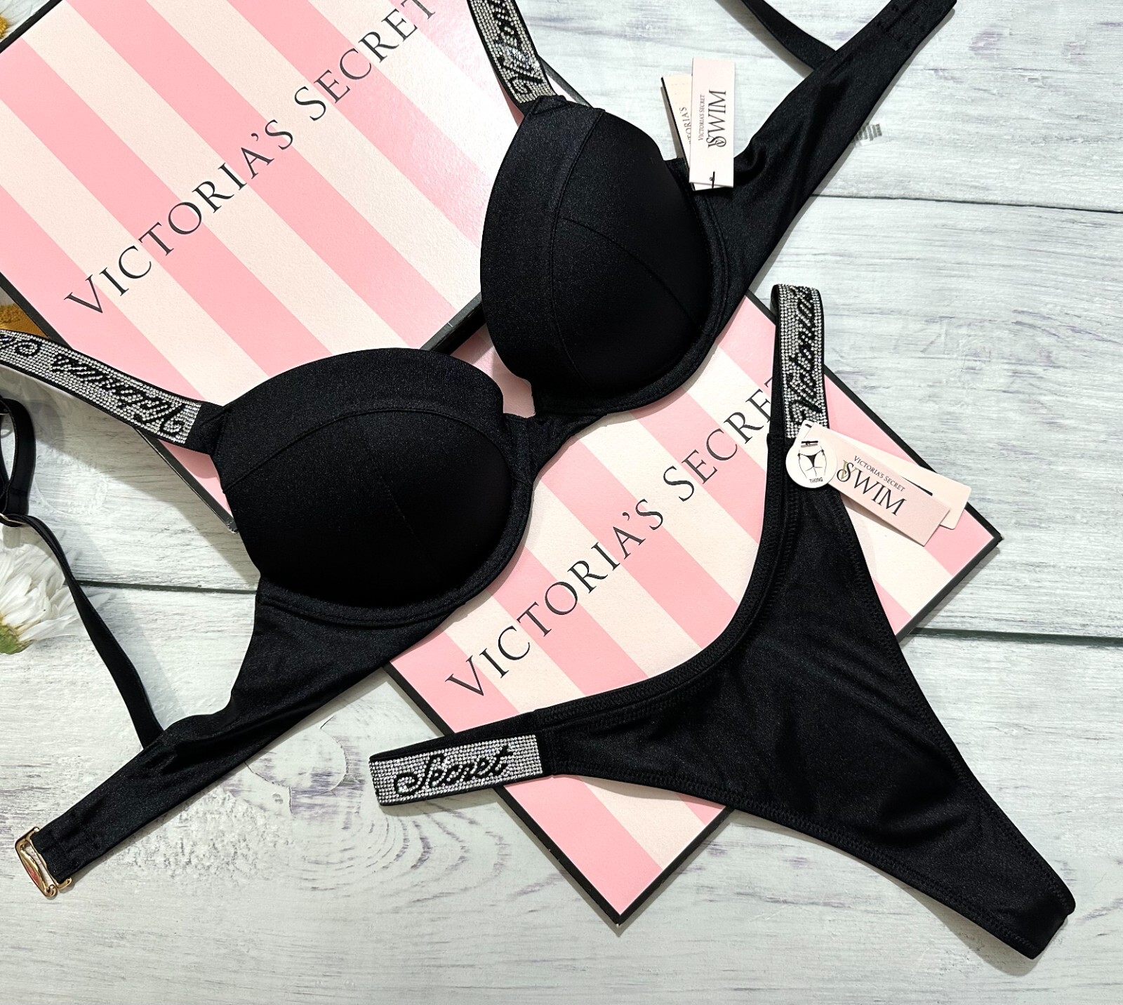 VICTORIAS SECRET Italic Shine Strap SWIM Sexy Tee Push-Up Bikini Thong Set BLACK