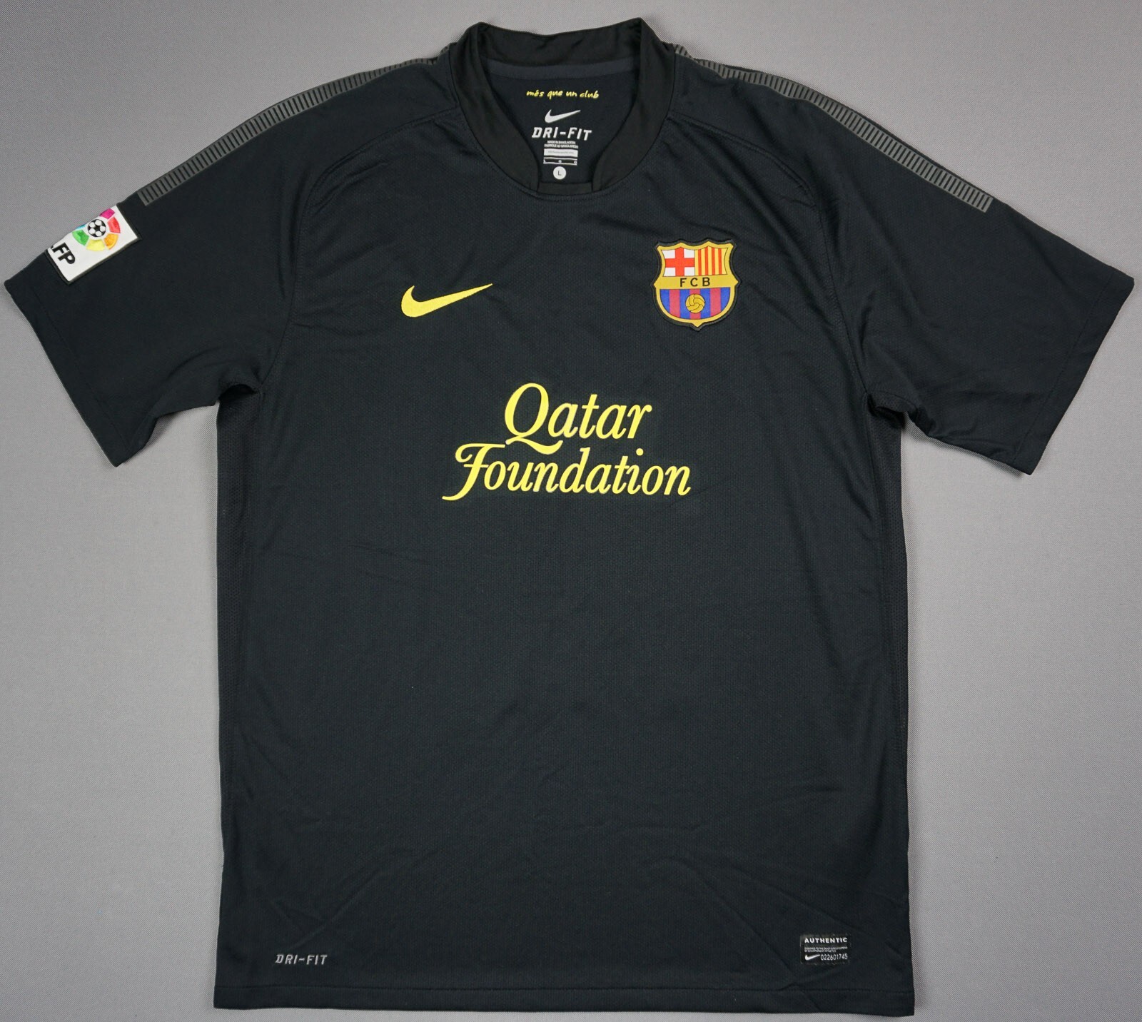 FC Barcelona アウェイゲームシャツ 黒 Amazon.co.jp: FCバルセロナ アウェイレプリカブラック