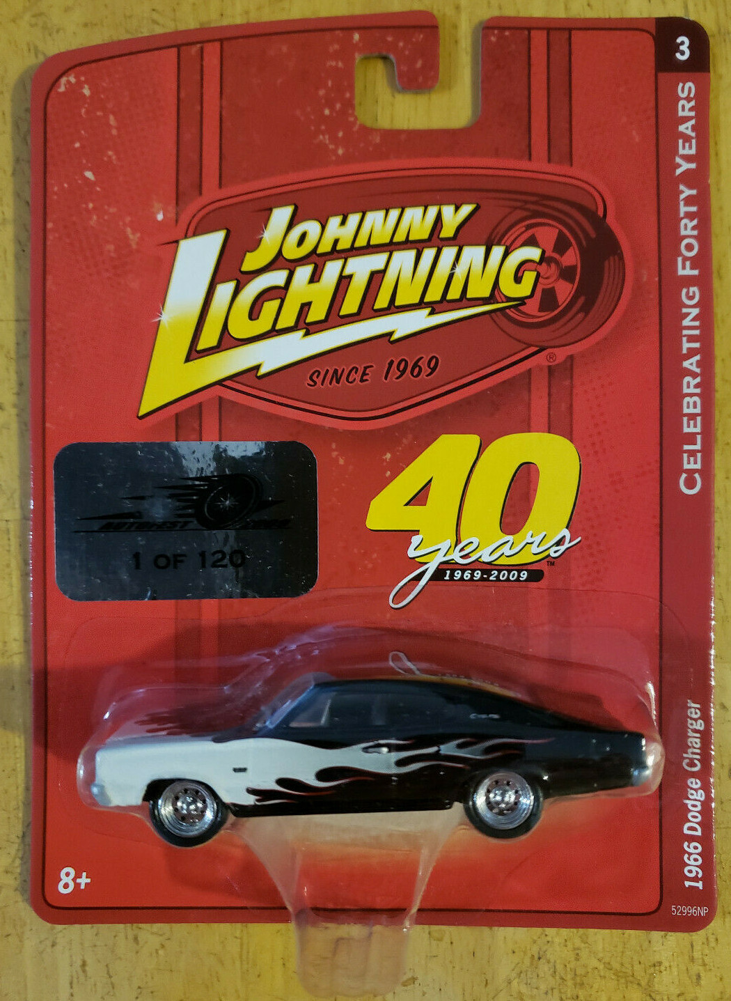 ミニカー 1966 Dodge Charger Amazon.com: Matchbox 1966 Dodge Charger, 70 Years Special