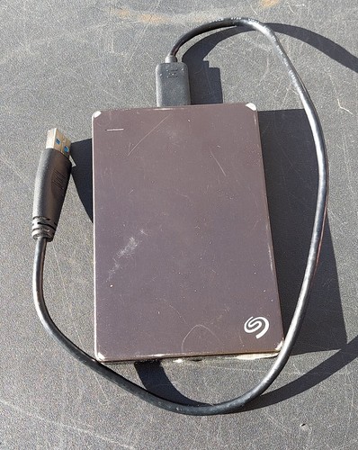 Seagate Backup Plus Portable Drive SRD00F1 2TB Computer W